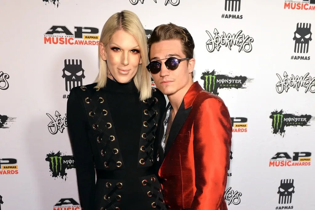 Jeffree Star posing with Nathan Schwandt for AP Music Awards