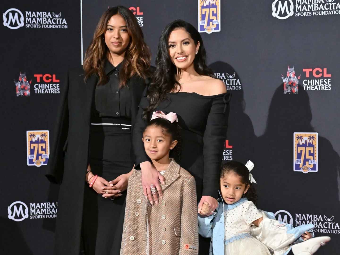 Vanessa Bryant with Her 3 Daughters